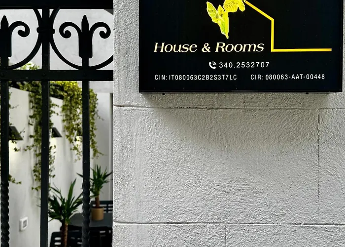 Tera House&rooms לינה וארוחת בוקר 4*