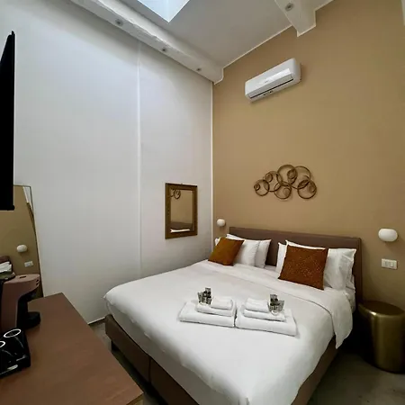 Tera House&rooms فندق مبيت وإفطار ريجّو دي كالابريا