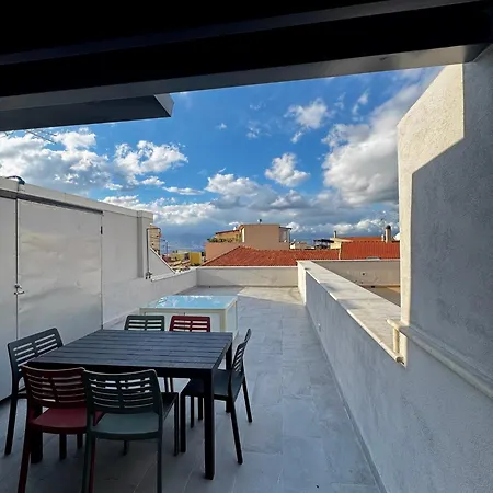 Tera House&rooms فندق مبيت وإفطار 4*