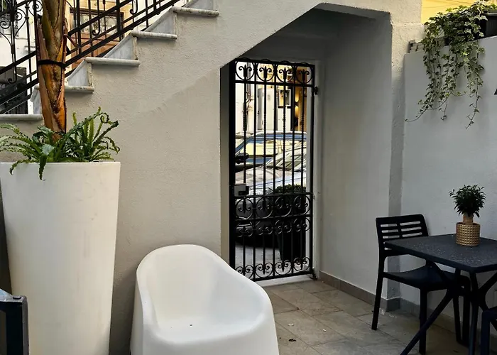 Tera House&rooms فندق مبيت وإفطار ريجّو دي كالابريا